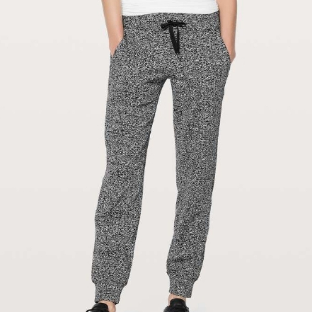 lululemon Ready to Rulu Pant 29" sz 4